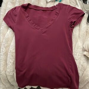 Women's V-Neck Top in Burgundy